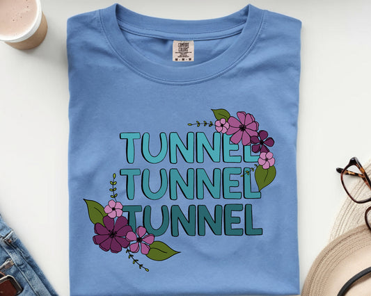 Floral Tunnel Tunnel Tunnel Comfort Colors Unisex Heavyweight T-Shirt