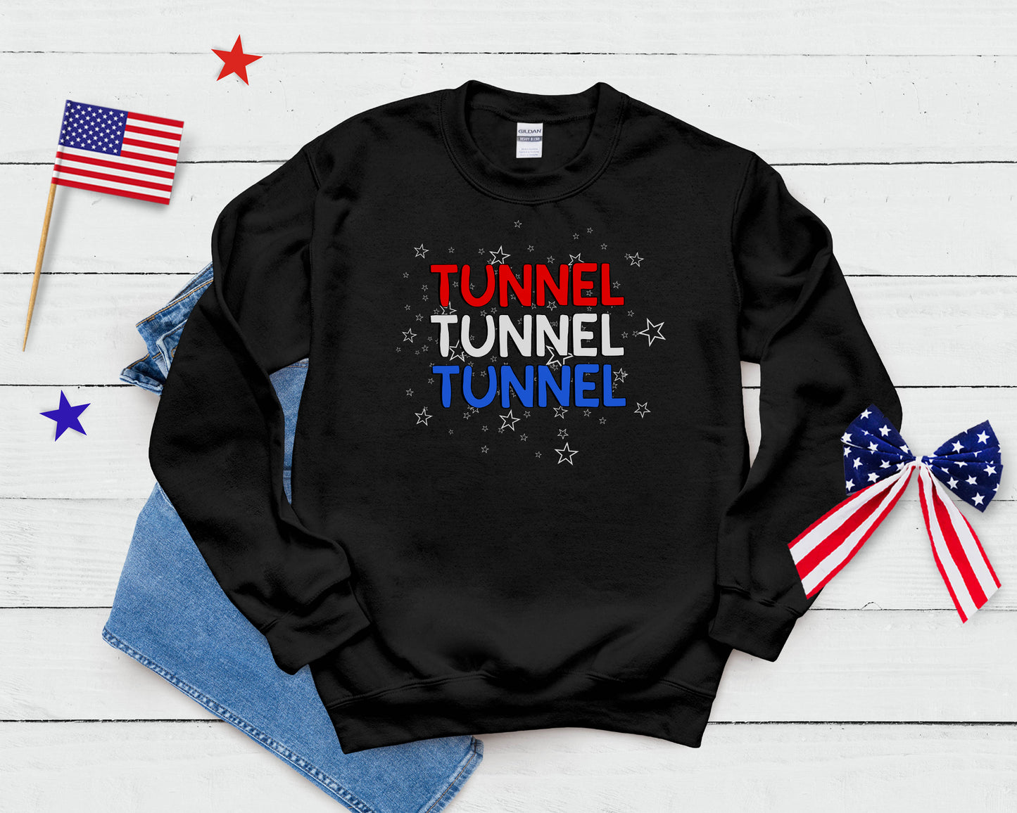 Stars and Stripes Tunnel Tunnel Tunnel Gildan Unisex Heavy Blend™ 50/50 Fleece Crew